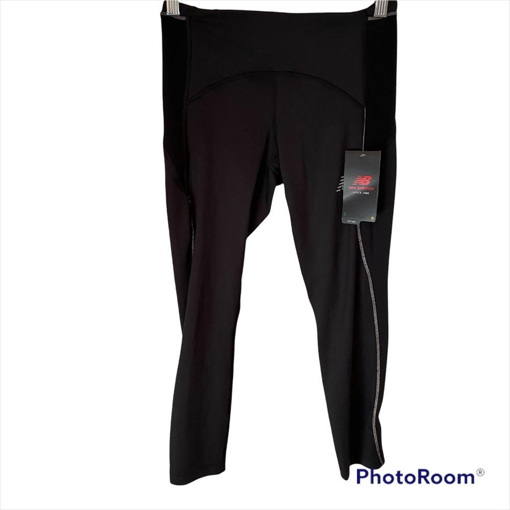 NEW BALANCE NEW LEGGINGS CROP BLACK FITTED MID RISE PANTS CAPRI RUNNING Size S